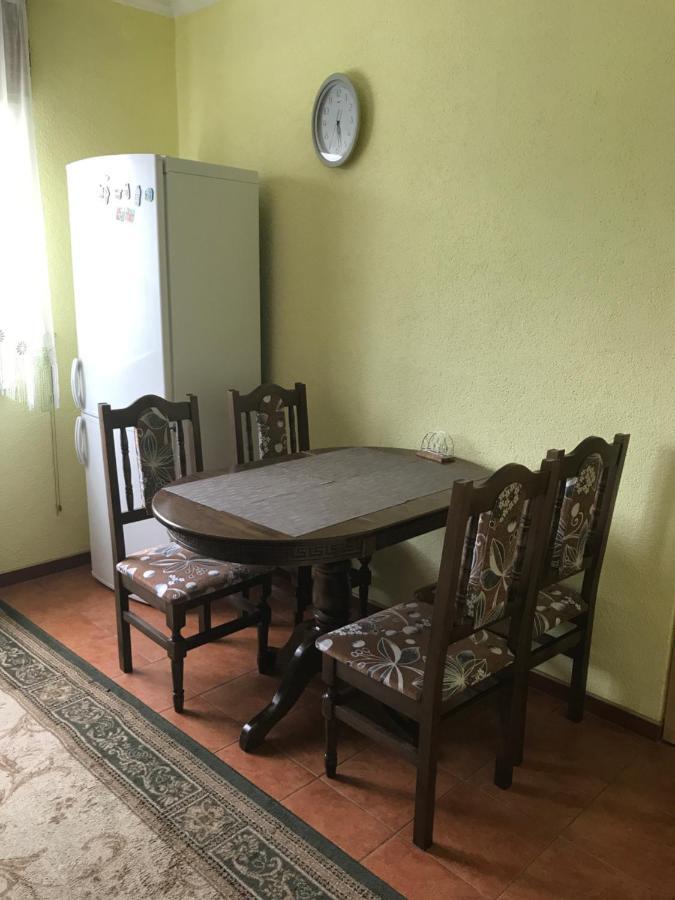 SkhidnytsiaЯрданаアパートメント エクステリア 写真